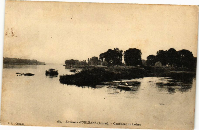 Carte postale ancienne Orleans - Confluent du Loiret à Orléans