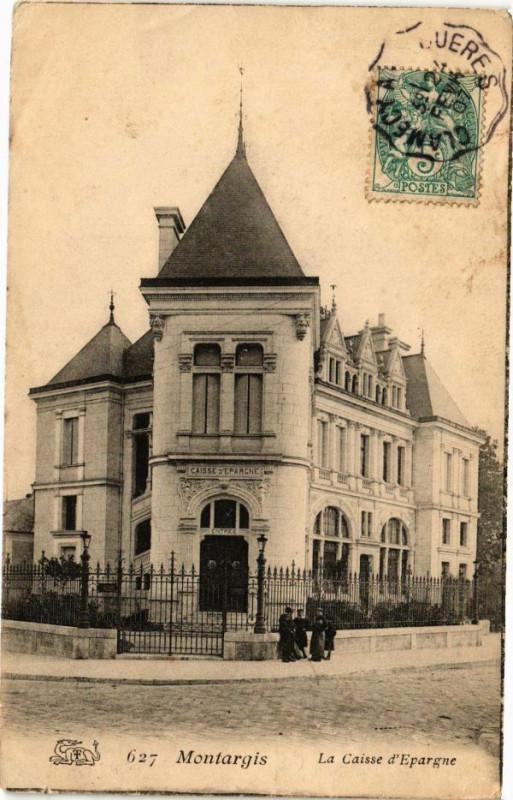 Carte postale ancienne Montargis - La Classe d'Epargne à Montargis