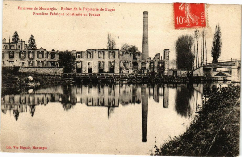 Carte postale ancienne Montargis - Ruines de la Papeterie de Buges à Montargis