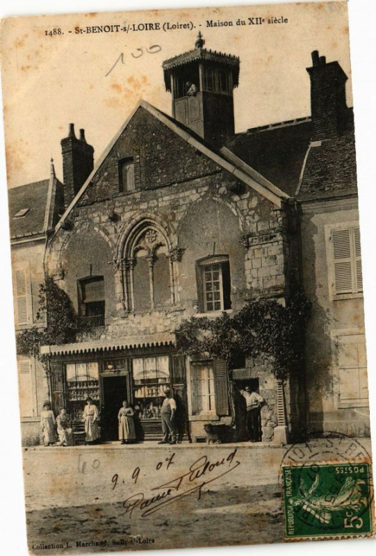 Carte postale ancienne Saint-Benoit-sur-Loire-Maison