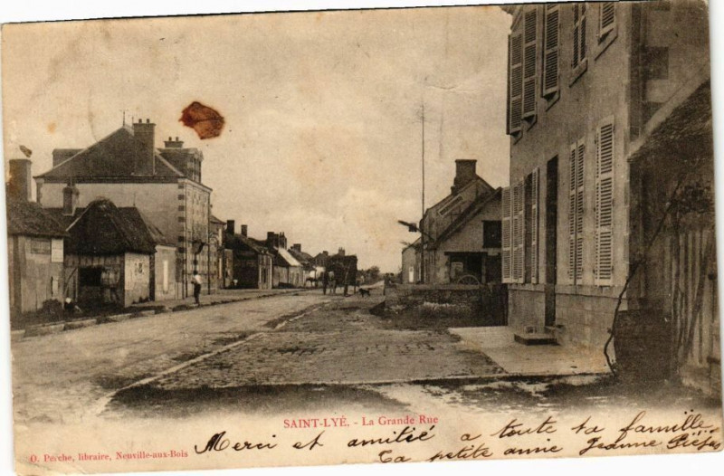 Carte postale ancienne Saint-Lye-La Grande Rue