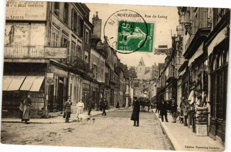 Carte postale ancienne Montargis-Rue du Loing à Montargis