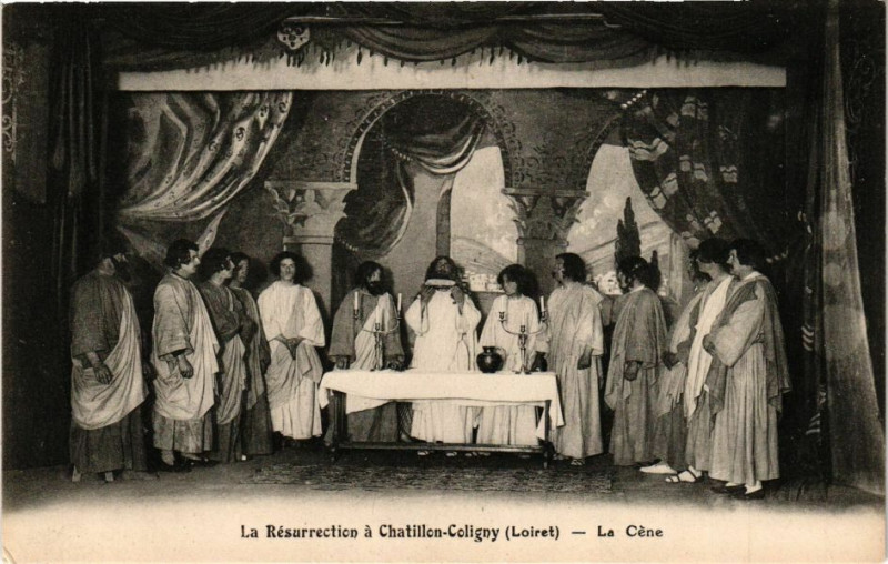 Carte postale ancienne La Resurrection a Chatillon-Coligny-La Cene