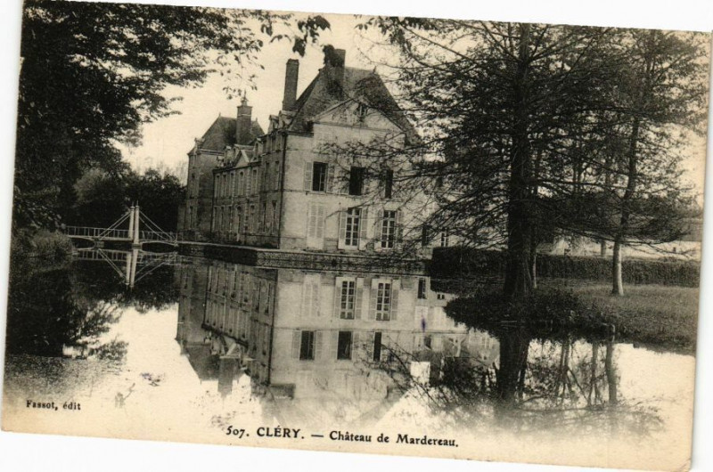 Carte postale ancienne Clery-Chateau de Mardereau