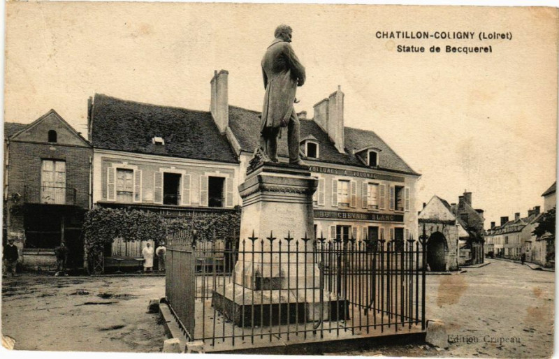Carte postale ancienne Chatillon-Coligny-Statue de Becquerel