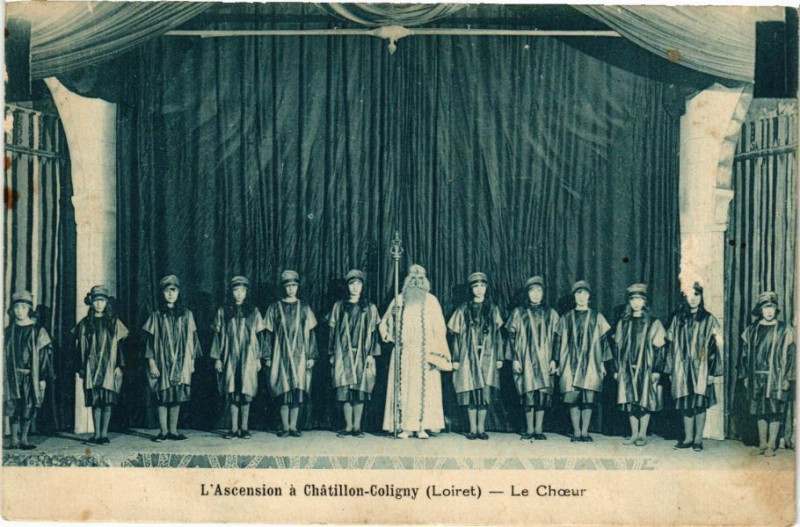 Carte postale ancienne L'Ancension a Chatillon-Coligny - Le Choeur à Châtillon-Coligny