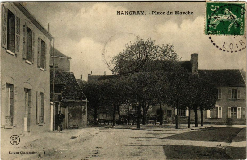 Carte postale ancienne Nancray - Place du Marché