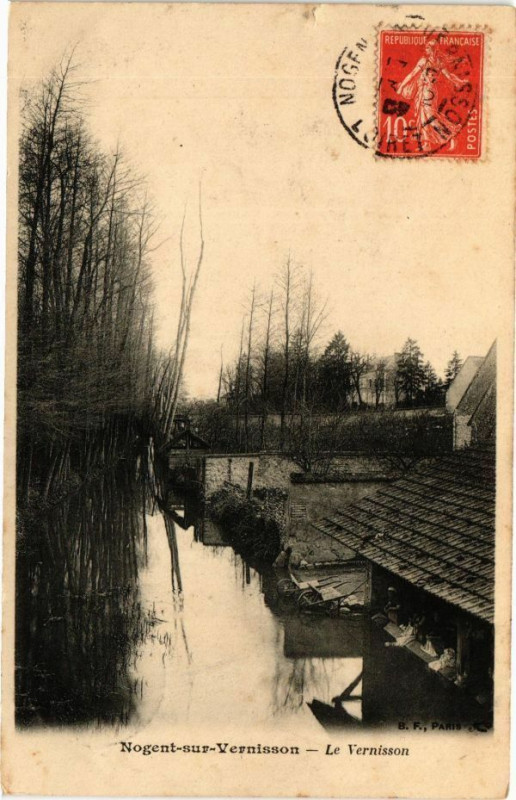 Carte postale ancienne Nogent sur-Vernisson - Le Vernisson à Nogent-sur-Vernisson