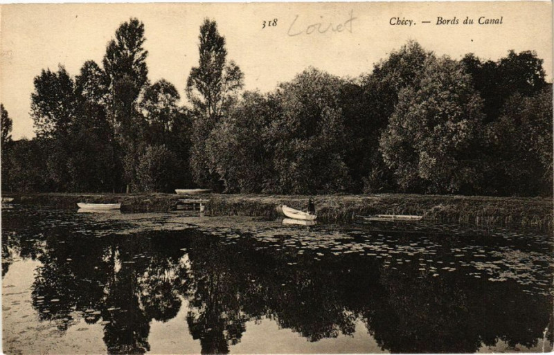 Carte postale ancienne Checy - Bords du Canal à Chécy