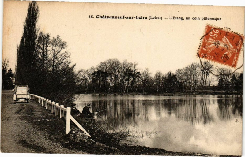 Carte postale ancienne Chateauneuf-sur-Loire - L'Etang un coin pittoresque à Châteauneuf-sur-Loire