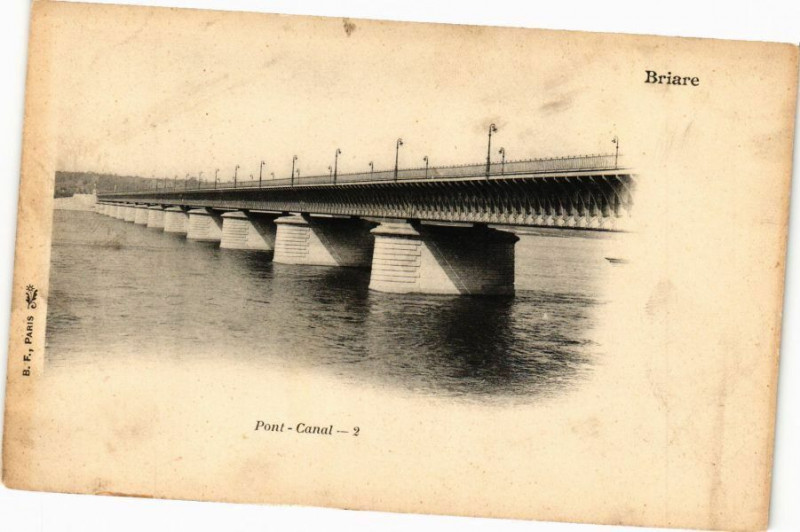 Carte postale ancienne Briare - Pont-Canal à Briare