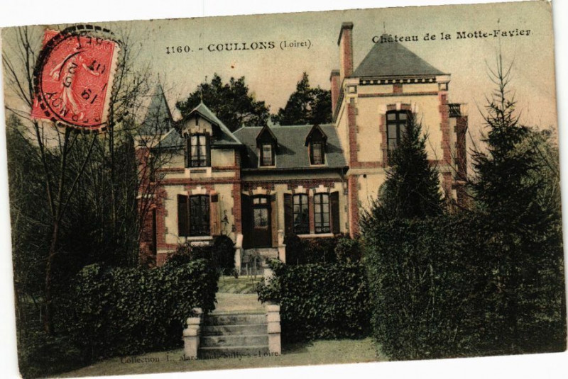 Carte postale ancienne Coullons - Chateau de la Motte-Favier à Coullons