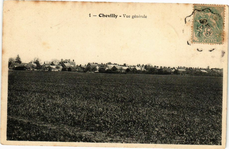 Carte postale ancienne Chevilly - Vue générale à Chevilly