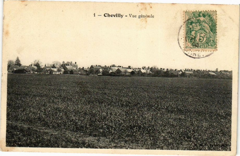 Carte postale ancienne Chevilly - Vue générale à Chevilly
