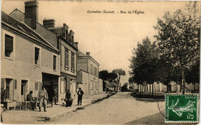 Carte postale ancienne Corbeilles - Rue de l'Eglise à Corbeilles