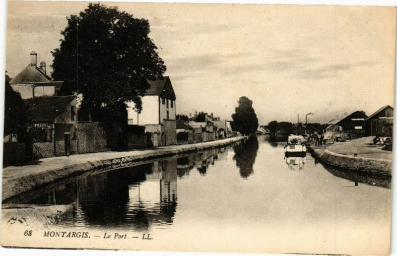 Carte postale ancienne Montargis - Le Port à Montargis