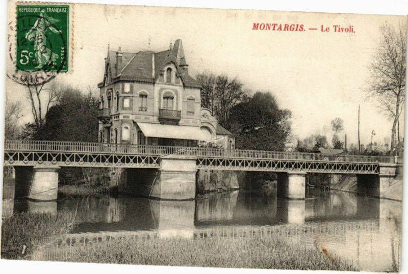 Carte postale ancienne Montargis - Le Tivoli à Montargis