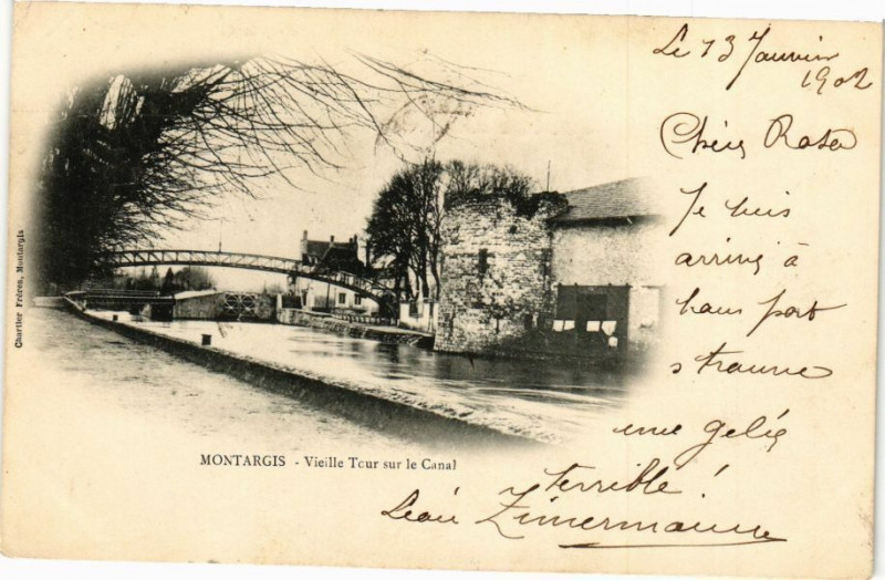 Carte postale ancienne Montargis - Vieille Tour sur le Canal à Montargis