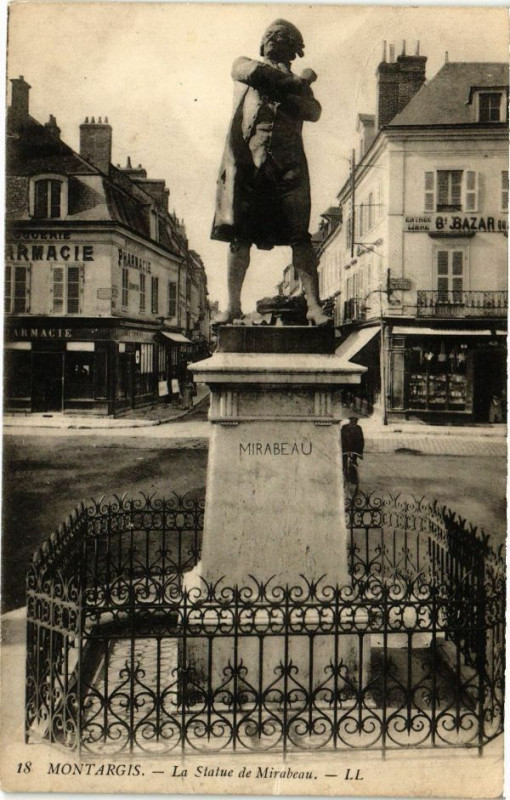 Carte postale ancienne Montargis - Statue de Mirabeau à Montargis