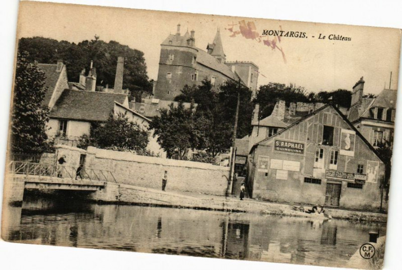 Carte postale ancienne Montargis - Le Chateau à Montargis