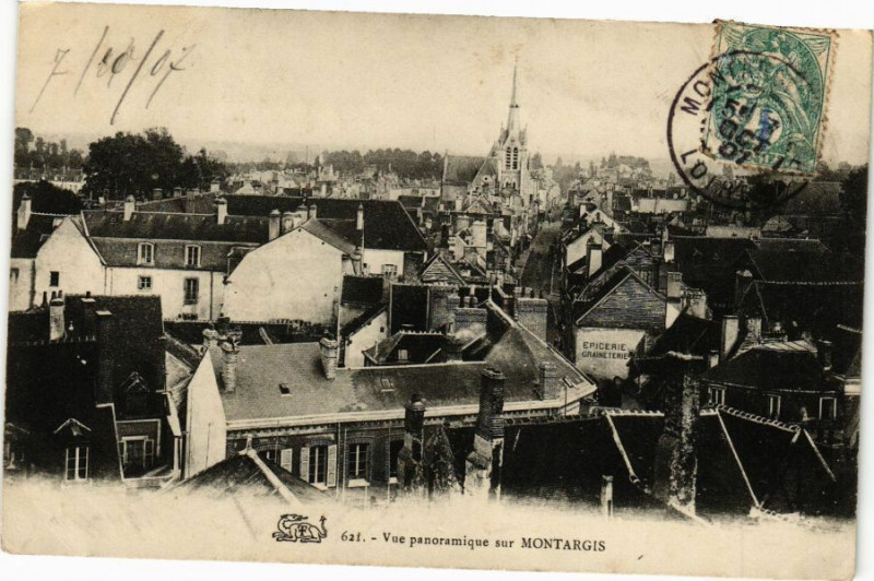 Carte postale ancienne Vue panoramique sur Montargis à Montargis