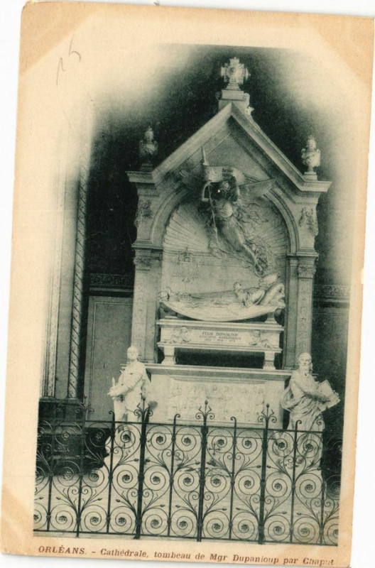 Carte postale ancienne Le Vieil Orleans - Cathédrale tombeau de Mgr Dupanloup à Orléans