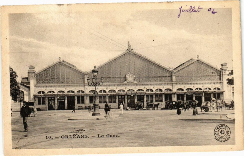 Carte postale ancienne Orleans - La Gare à Orléans