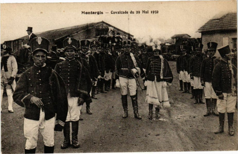 Carte postale ancienne Montargis-Cavalcade du 29 Mai 1932 à Montargis