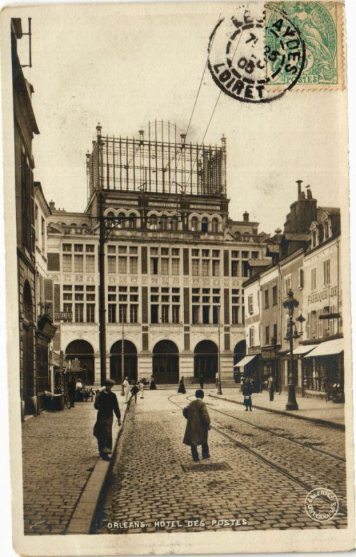 Carte postale ancienne Orleans - Hetel des Postes à Orléans