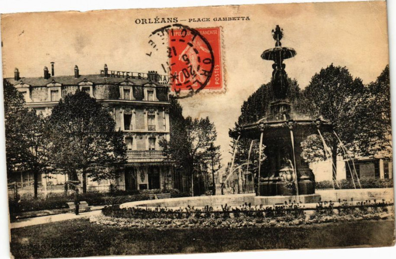 Carte postale ancienne Orleans - Place Gambetta à Orléans