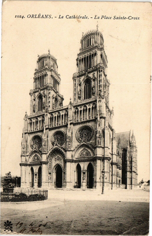 Carte postale ancienne Orleans - La Cathédrale à Orléans