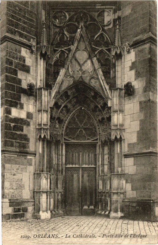 Carte postale ancienne Orleans - La Cathédrale à Orléans