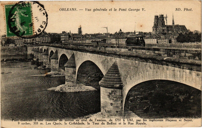 Carte postale ancienne Orleans - Vue générale et le Pont George V. à Orléans