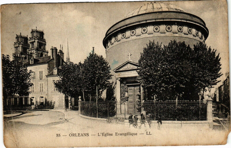 Carte postale ancienne Orleans - L'Eglise Evangelique à Orléans