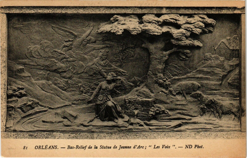 Carte postale ancienne Orleans - Bas-Relief de la Statue Jeanne d'Arc à Orléans