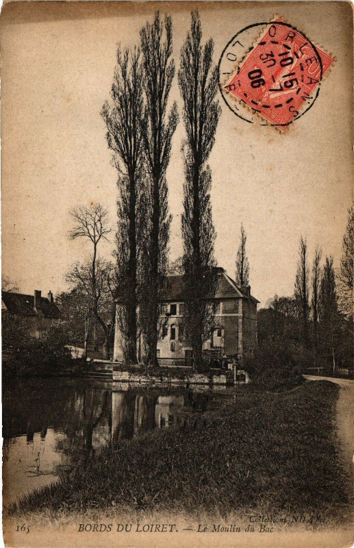 Carte postale ancienne Bords du Loiret - Le Moulin de Bac