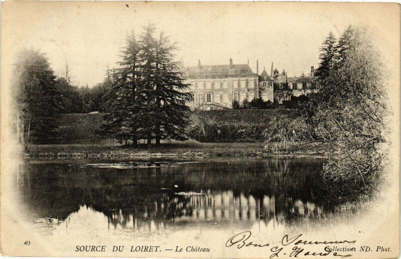 Carte postale ancienne Source du Loiret - Le Chateau