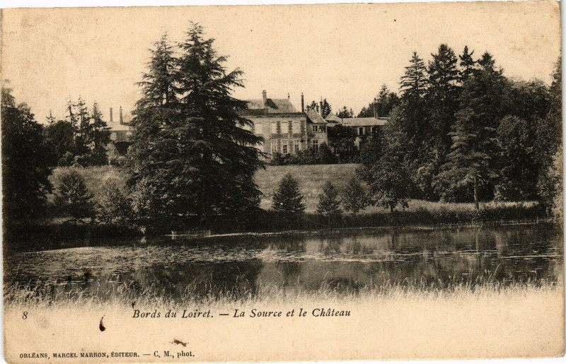 Carte postale ancienne Bords du Loiret - La Source et le Chateau