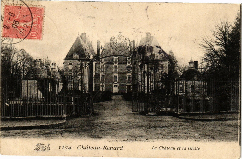 Carte postale ancienne Chateau Renard-Le Chateau et la Grille à Château-Renard