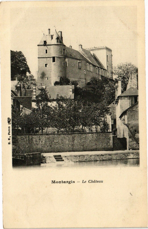 Carte postale ancienne Montargis-Le Chateau à Montargis