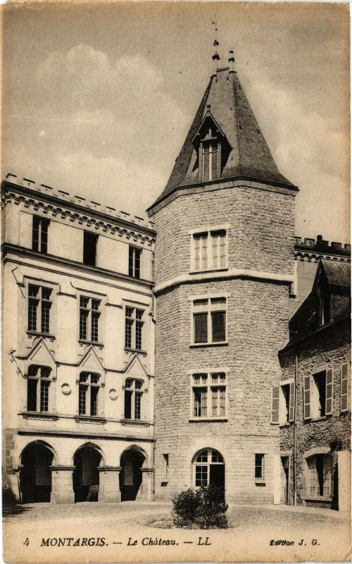 Carte postale ancienne Montargis-Le Chateau à Montargis