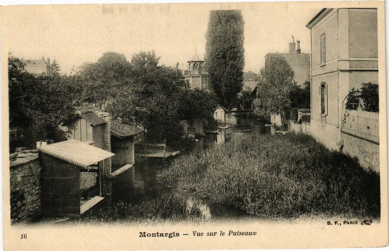 Carte postale ancienne Montargis-Vue sur le Puiseaux à Puiseaux