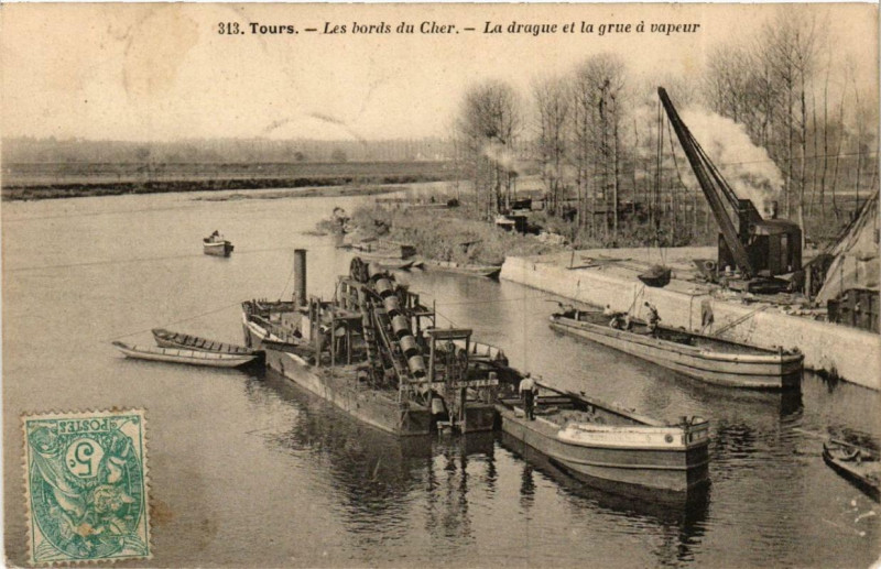 Carte postale ancienne Tours Les bords du Cher à Tours
