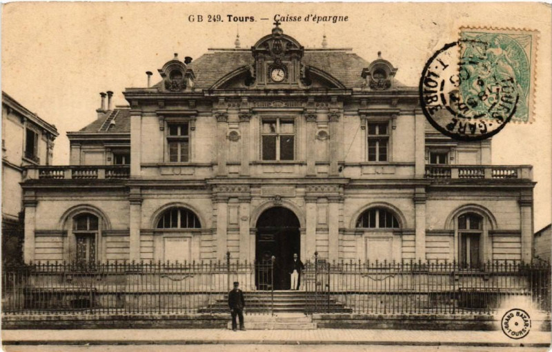 Carte postale ancienne Tours Caisse d'Epargne à Tours