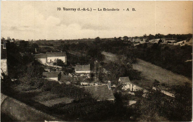 Carte postale ancienne Vouvray La Brianderie à Vouvray