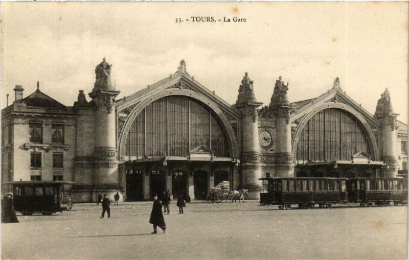 Carte postale ancienne Tours La Gare à Tours