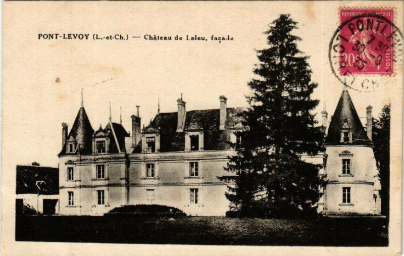 Carte postale ancienne Pont-Levoy Chateau de Laleu, facade