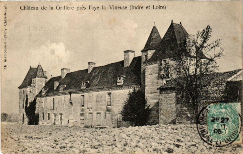 Carte postale ancienne Faye-la-Vineuse Chateau de la Grillere à Faye-la-Vineuse