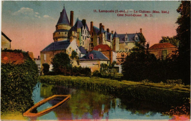 Carte postale ancienne Langeais Le Chateau à Langeais