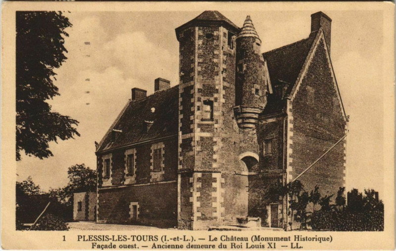 Carte postale ancienne Plessis-les-Tours - Le Chateau à Tours